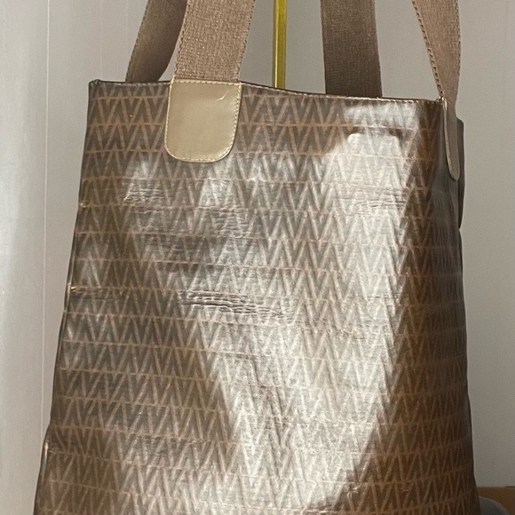 Mario Valentino large brown tote - Picture 2 of 5